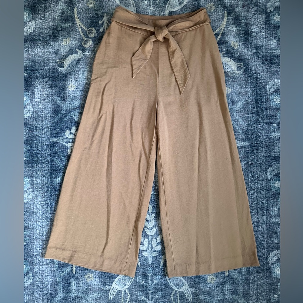 Leith Tan Camel Color Wide-Leg Cropped Pants with Tie Waist
